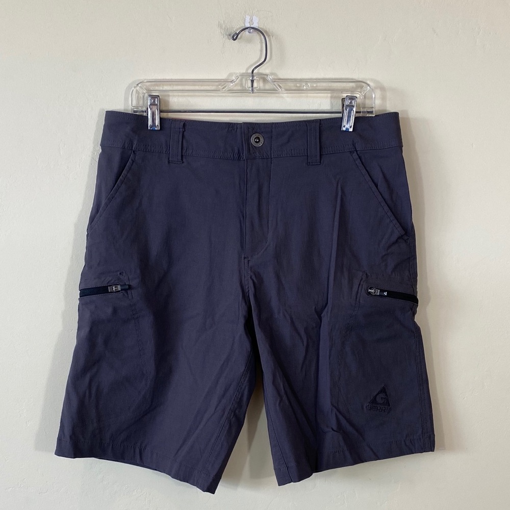 NWT Gerry Cargo Shorts Grey 34 Waist